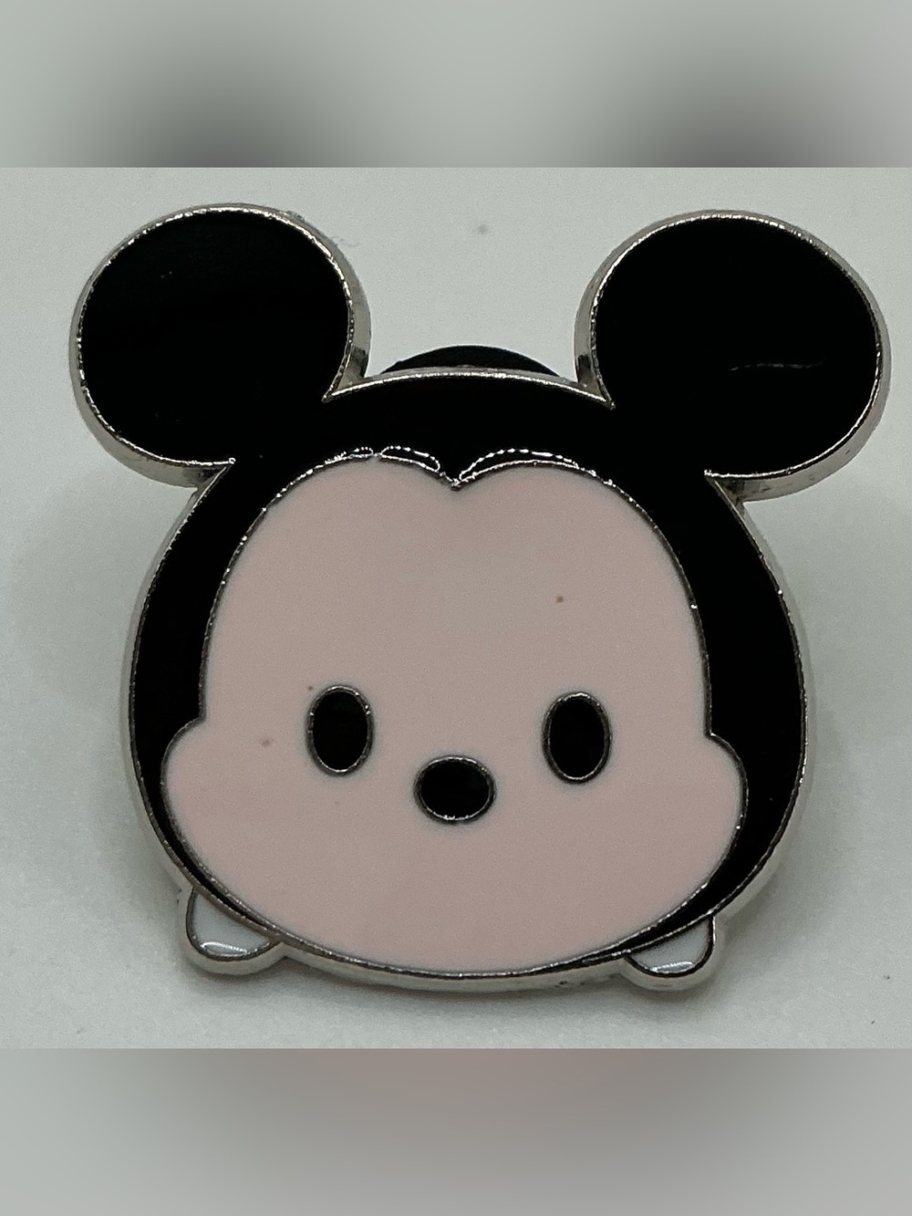 2016 TSUM TSUM MICKEY MOUSE FROM SERIES 1 MYTERY COLLECTION TRADING PIN